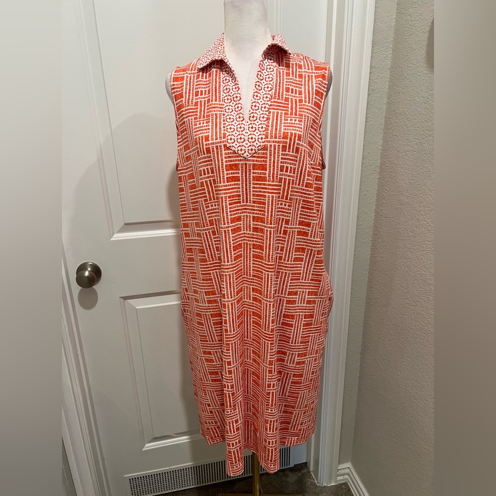 J McLaughlin Sleeveless Orange and White Geometric v neck Dress women’s medium